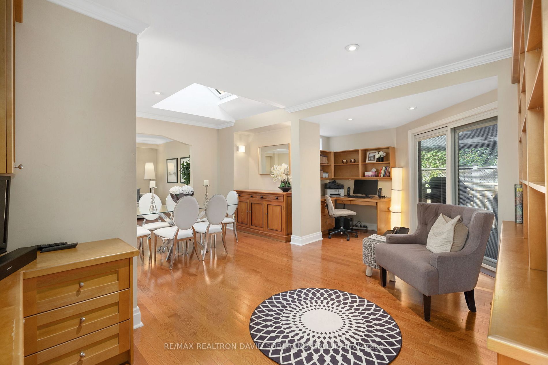 5 Silverton Avenue