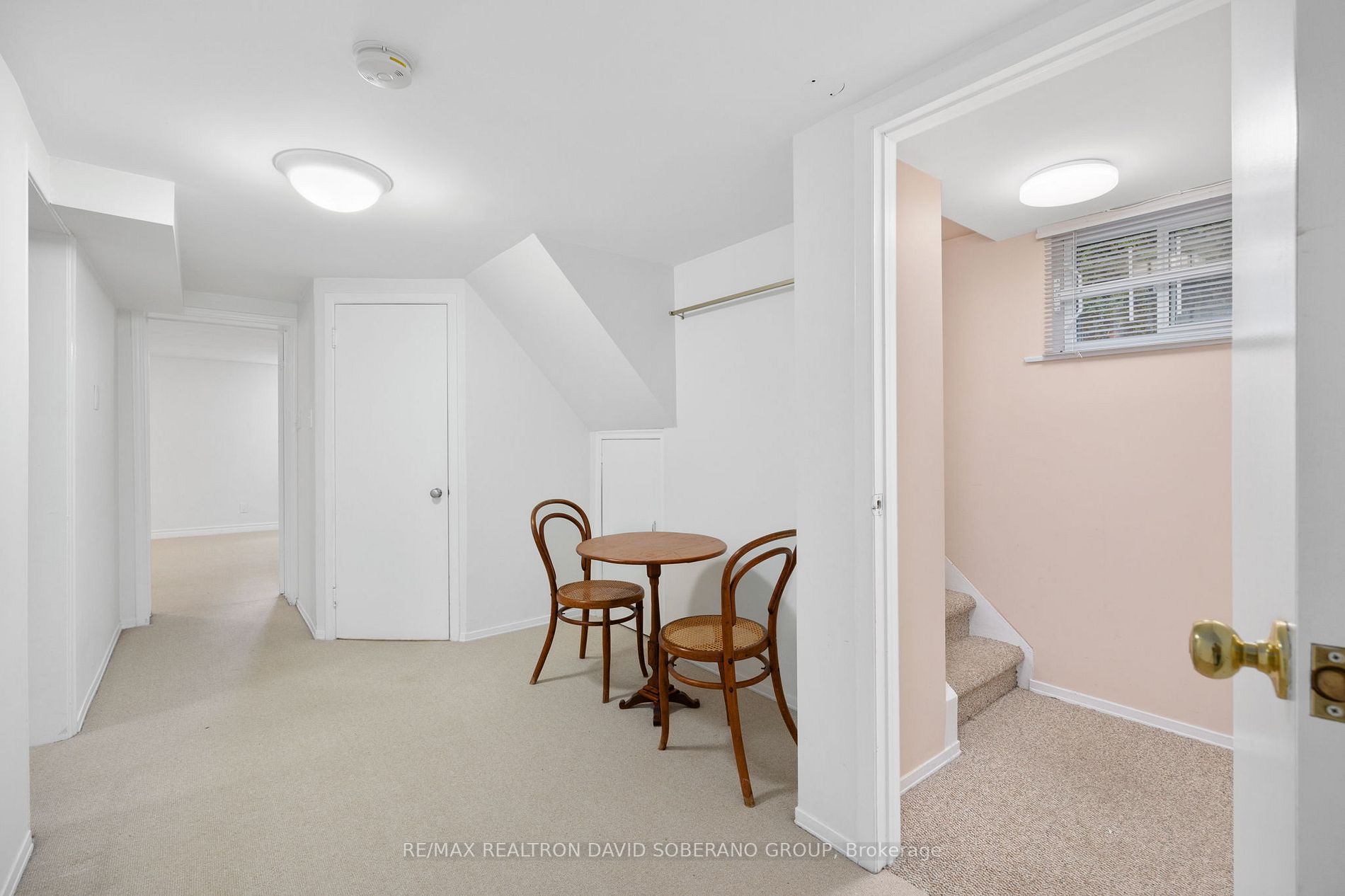 5 Silverton Avenue