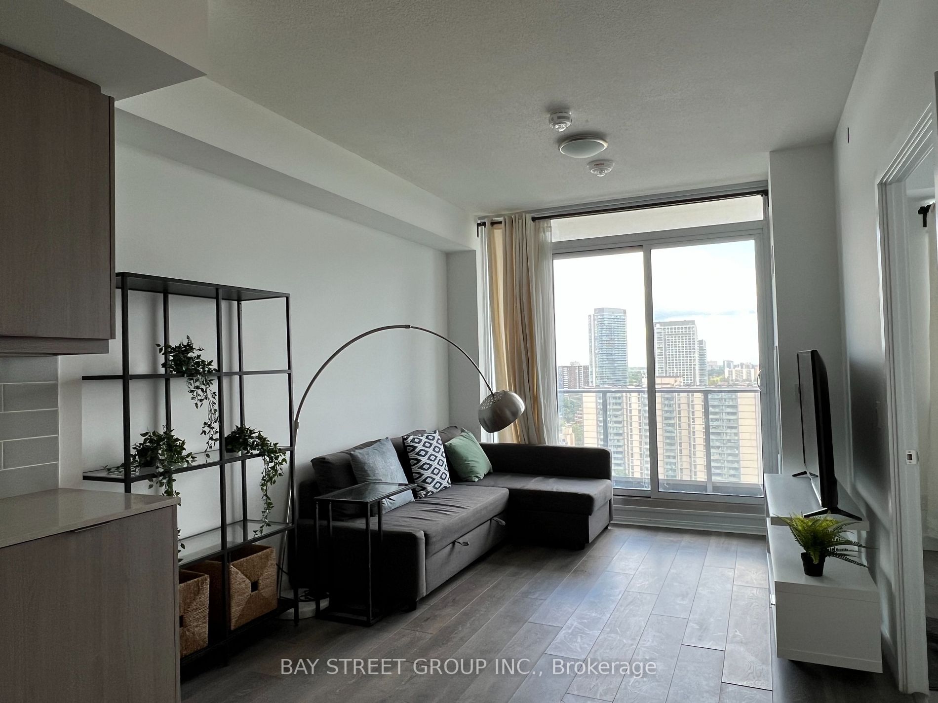 Listing C7008618 - Large Photo # 15