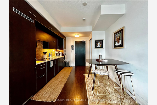 2 Anndale Dr, Toronto