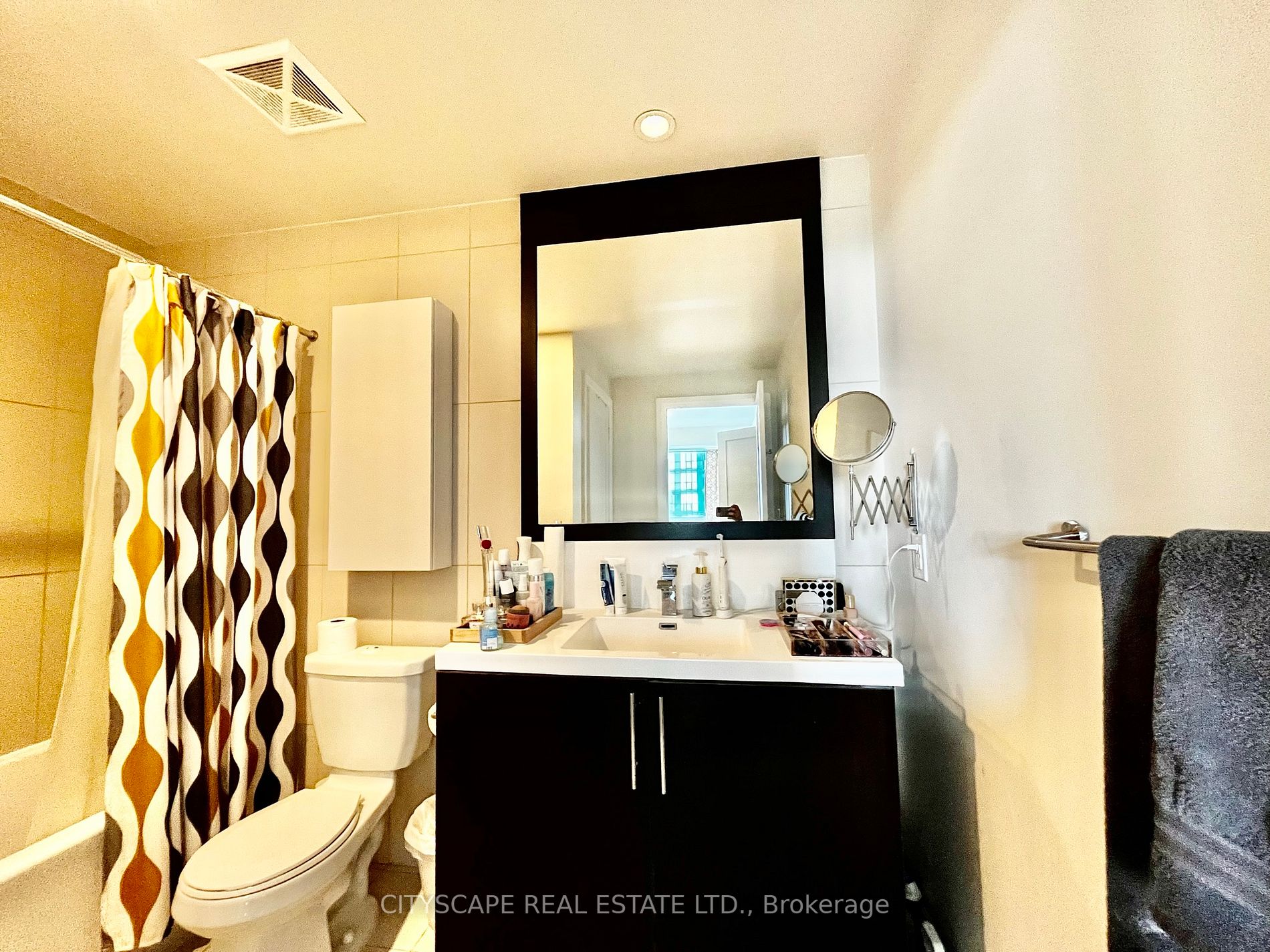 2 Anndale Dr, #2511