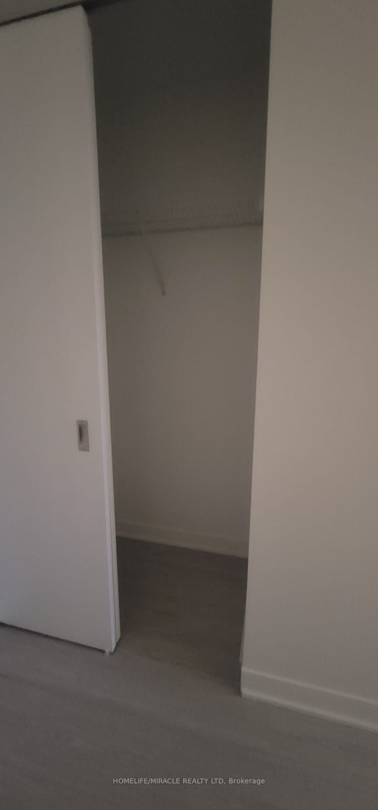 185 Alberta Avenue #703