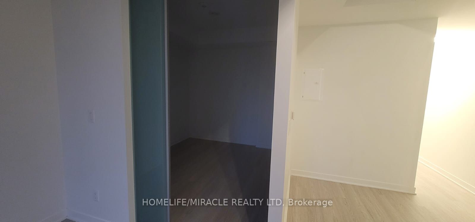 185 Alberta Avenue #703