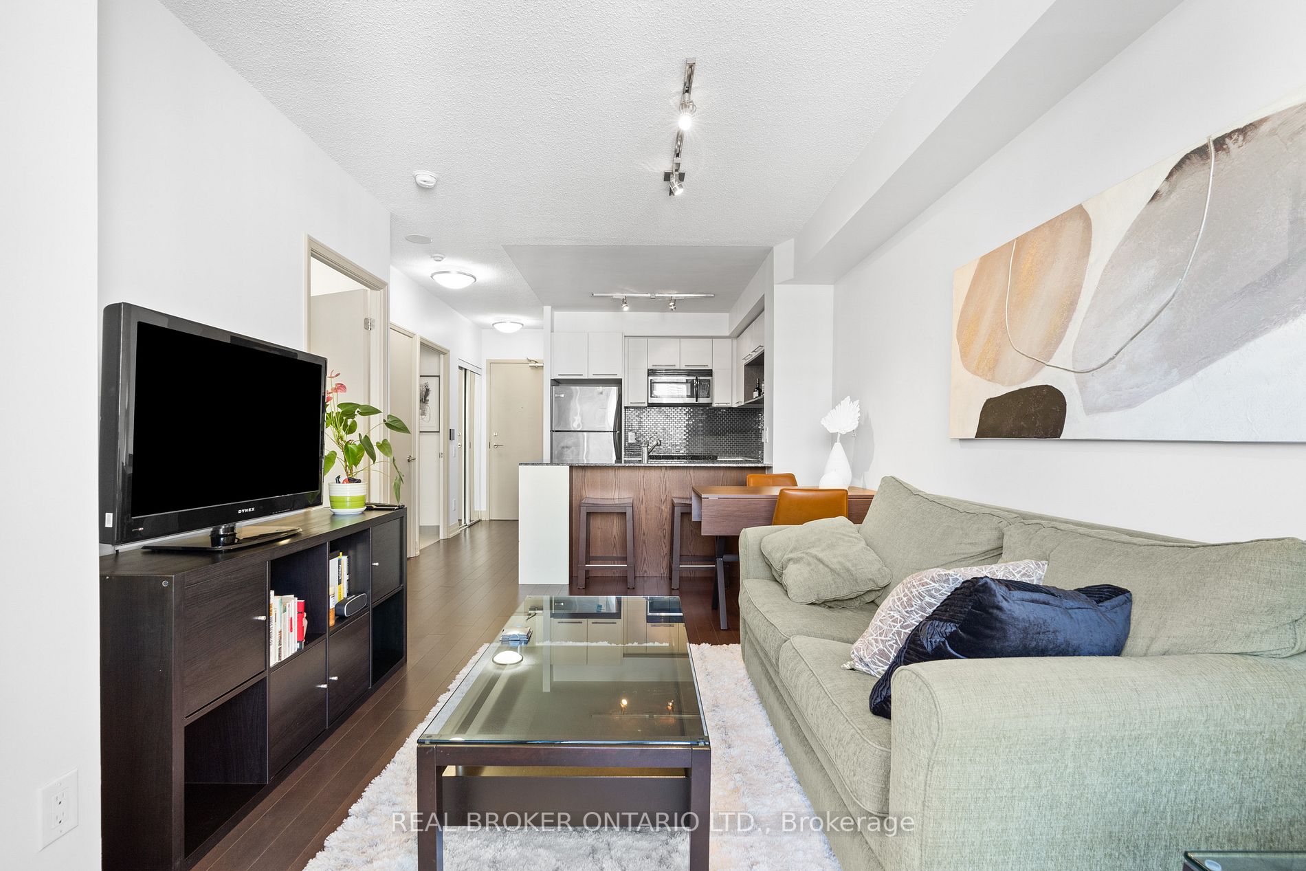 Listing C7008888 - Large Photo # 13