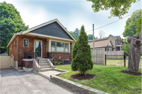 19 Southvale Dr, Toronto