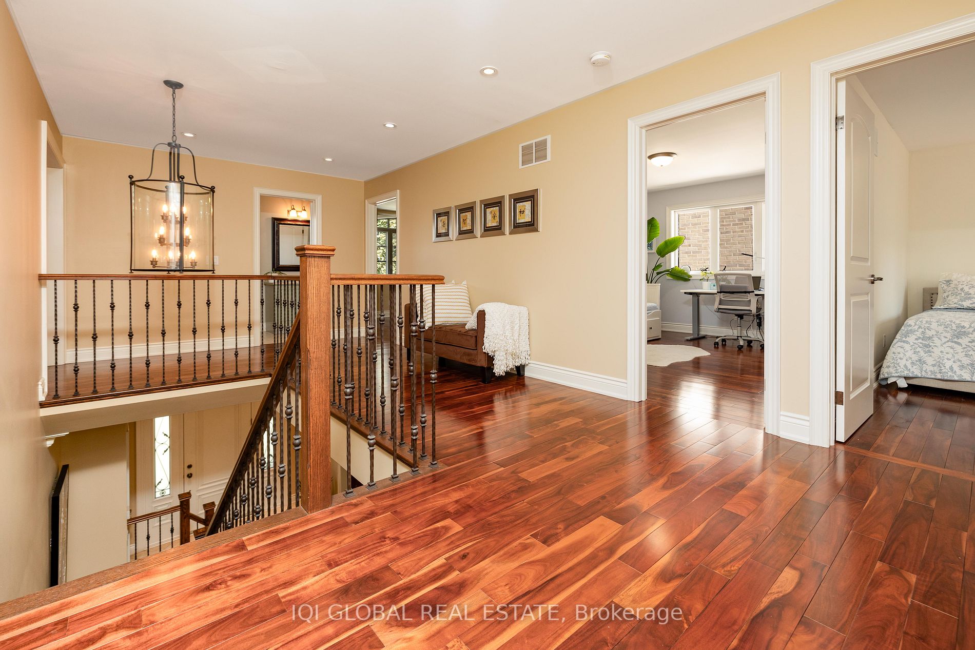 21 Devondale Ave