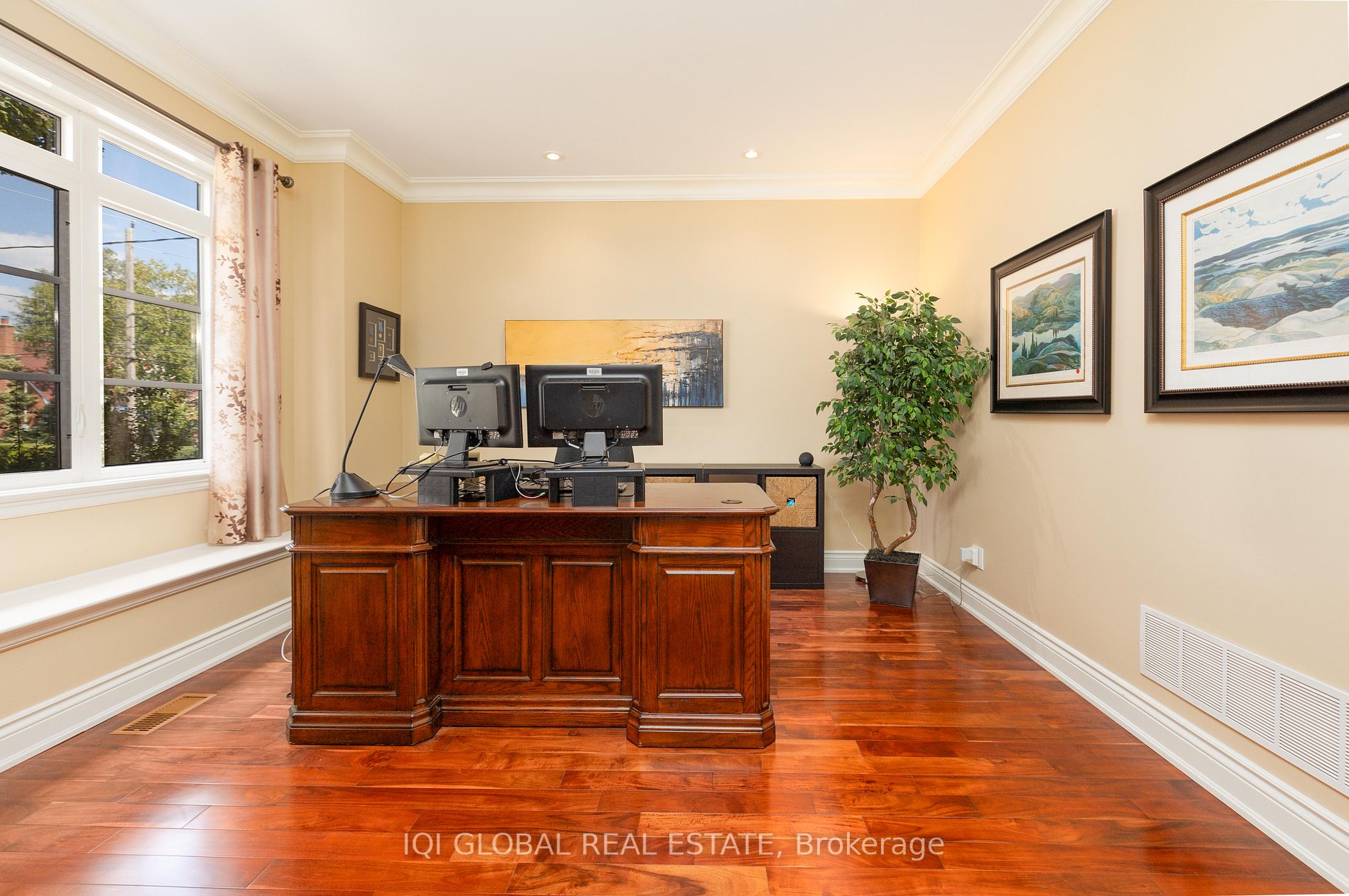 21 Devondale Ave