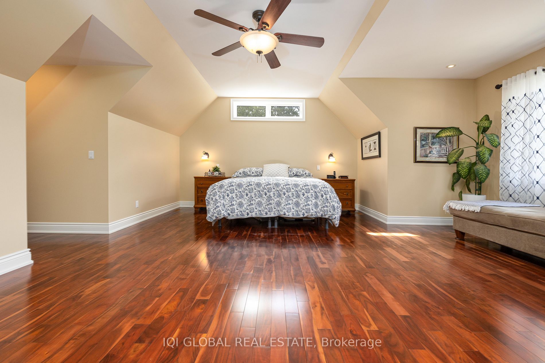 21 Devondale Ave