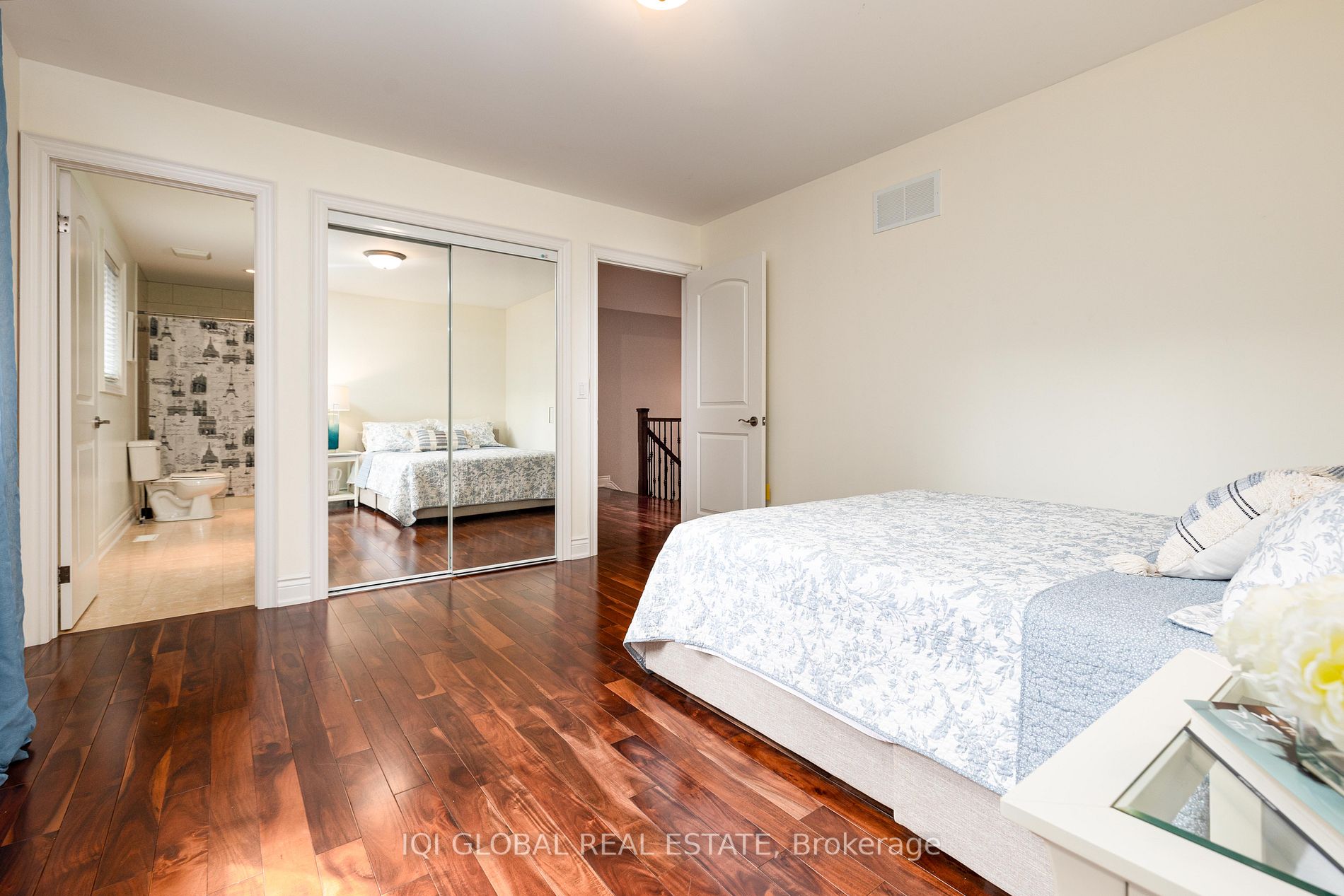 21 Devondale Ave