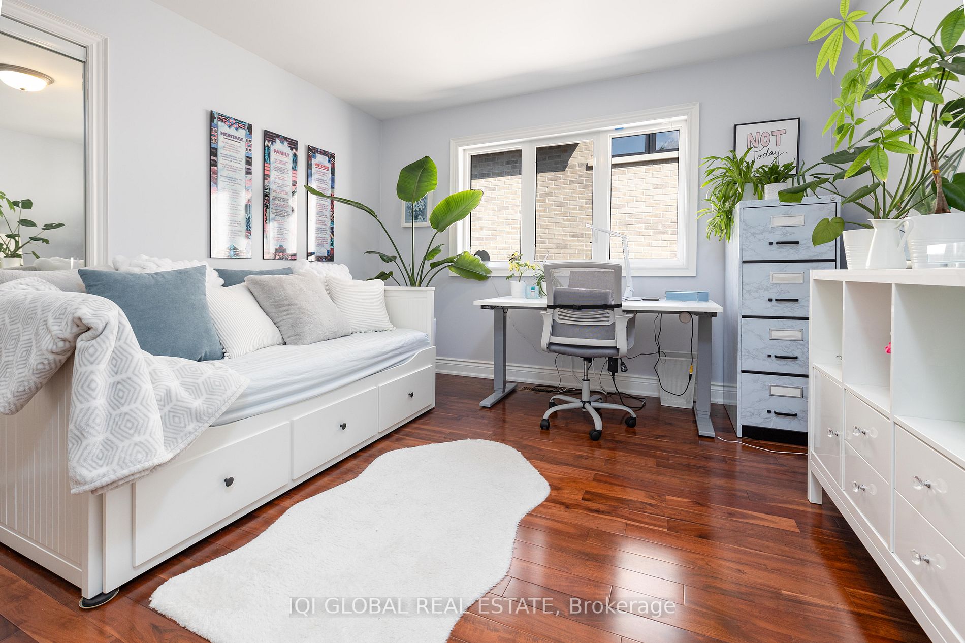 21 Devondale Ave