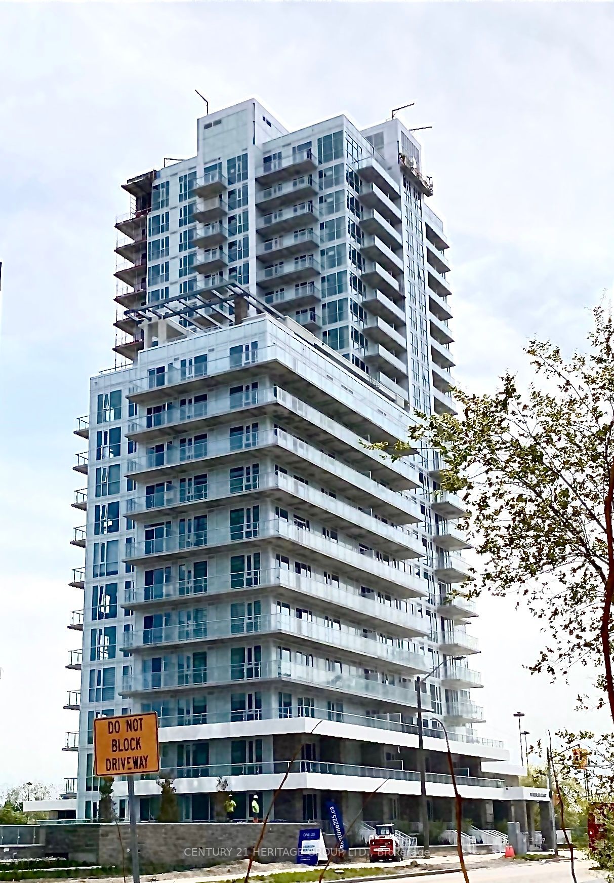 10 Deerlick Crt, #1608
