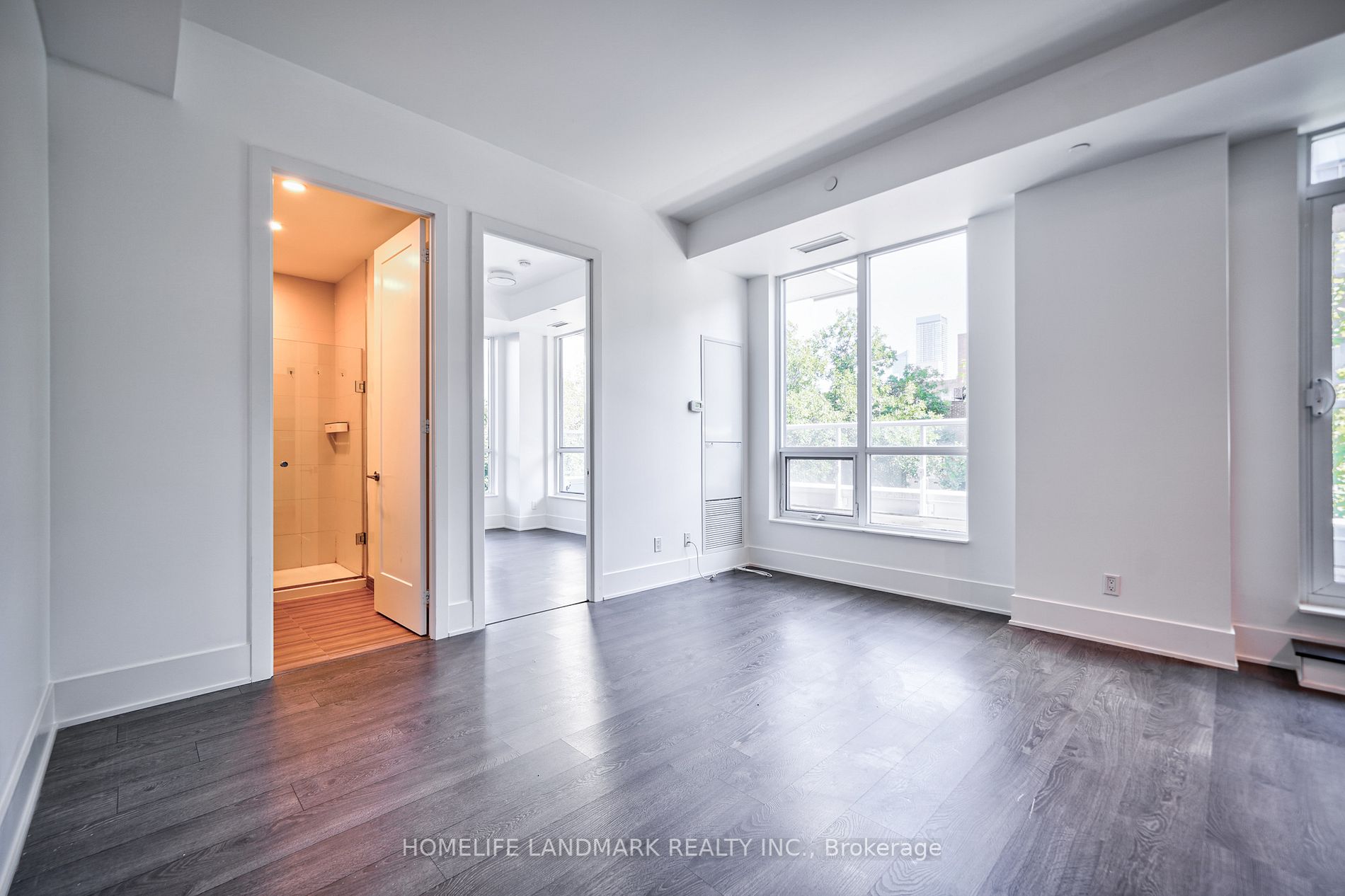 38 Cameron St, #208