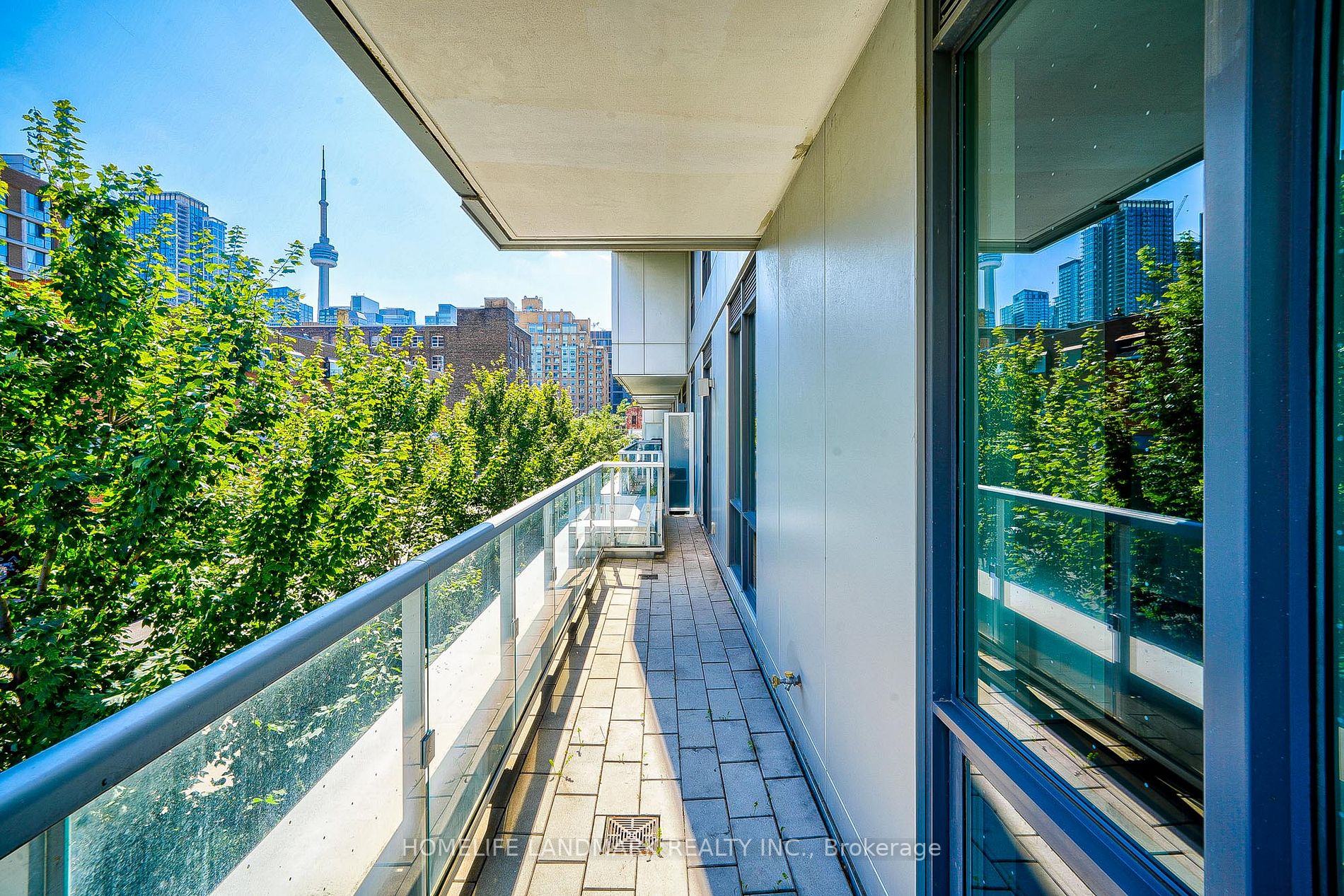 38 Cameron St, #208