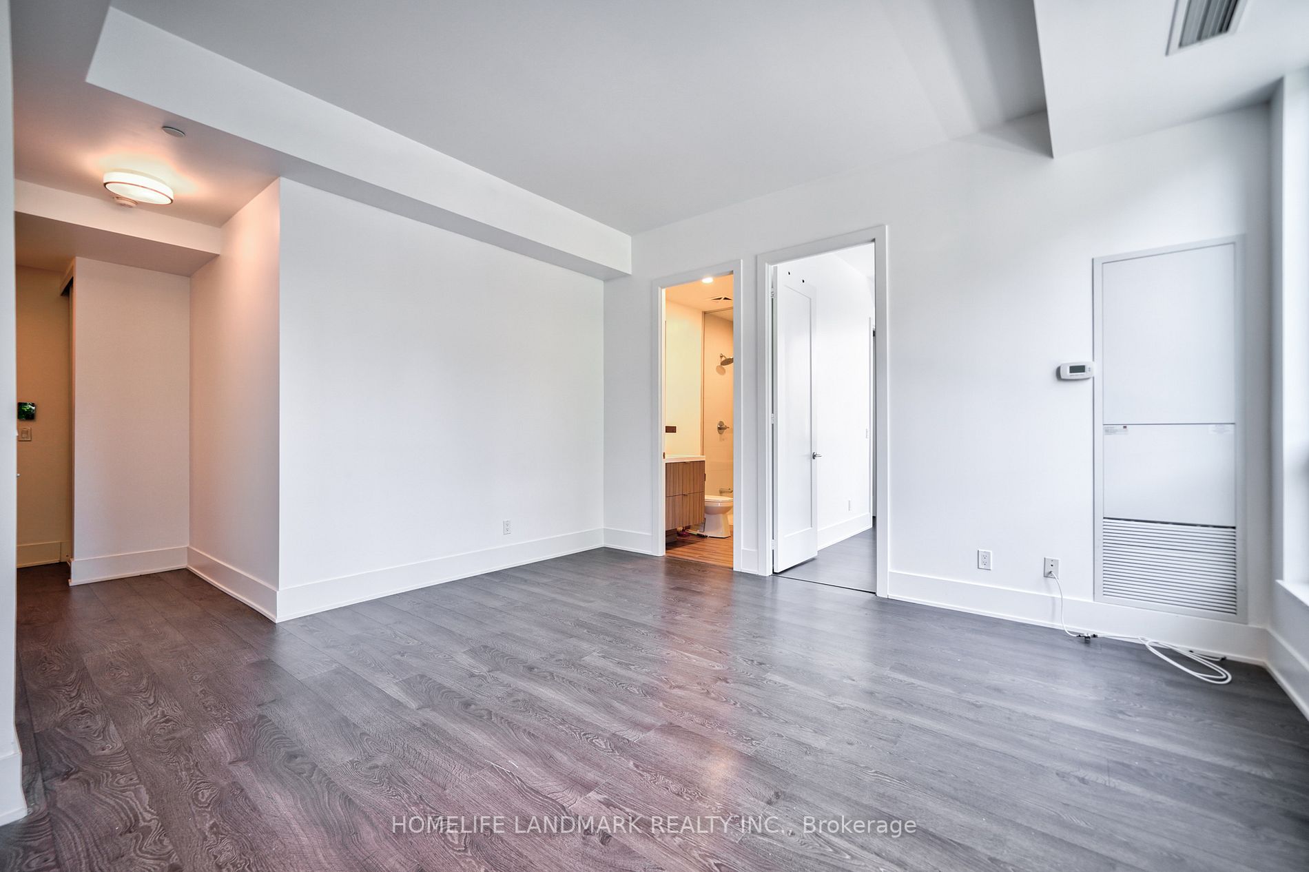38 Cameron St, #208