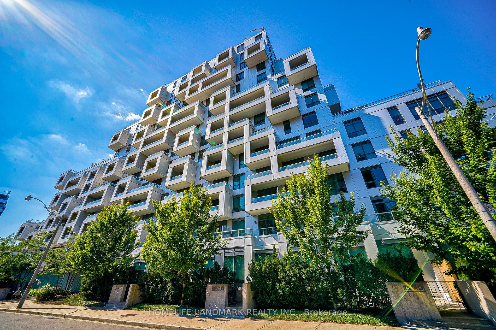 38 Cameron St, #208