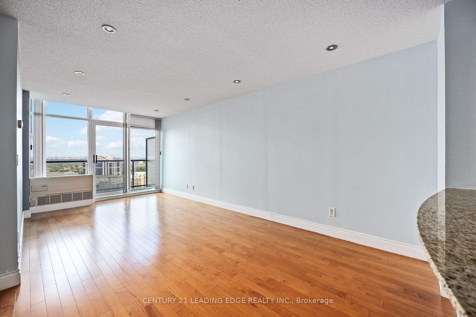 5500 Yonge Street, #PH11