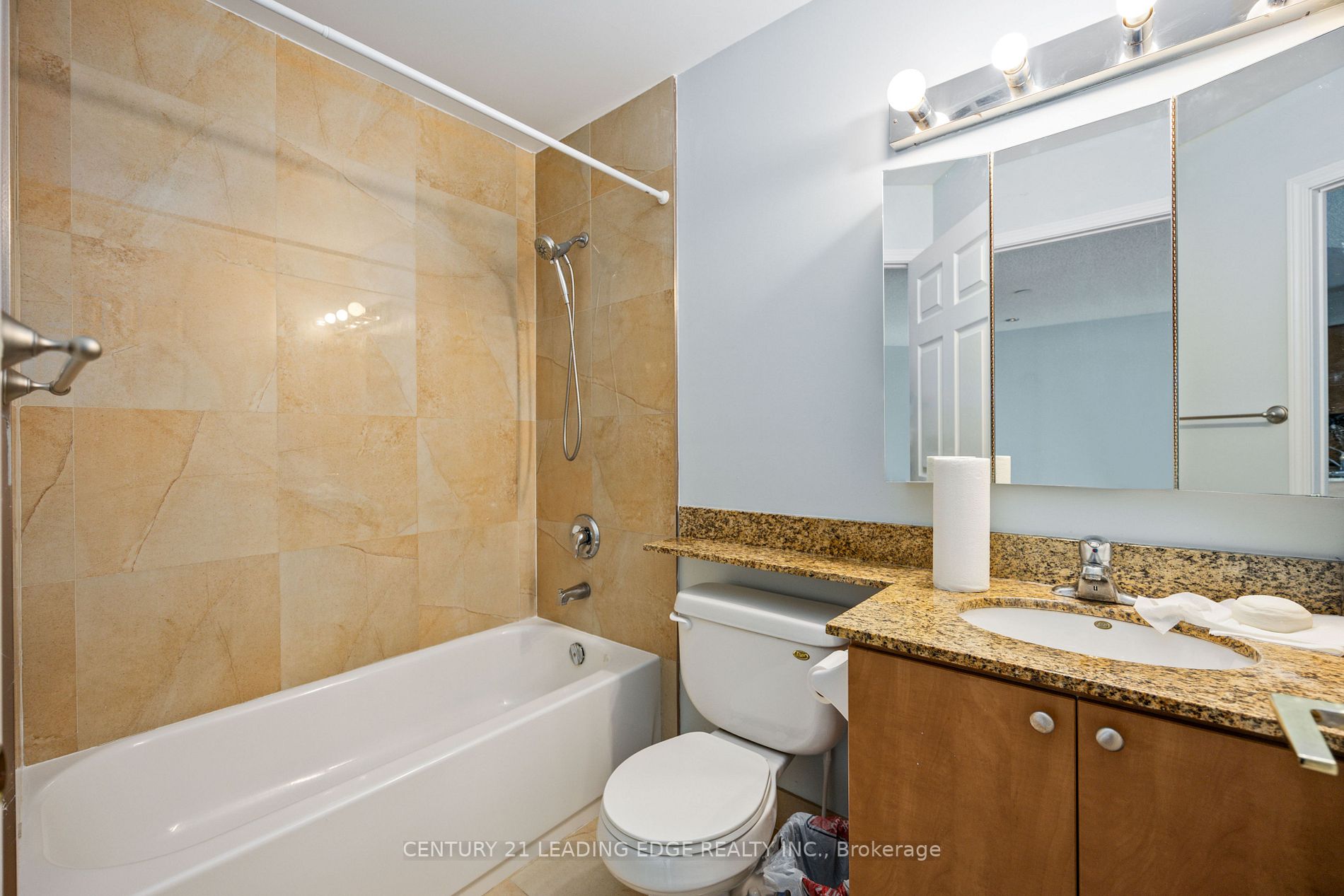 5500 Yonge Street, #PH11