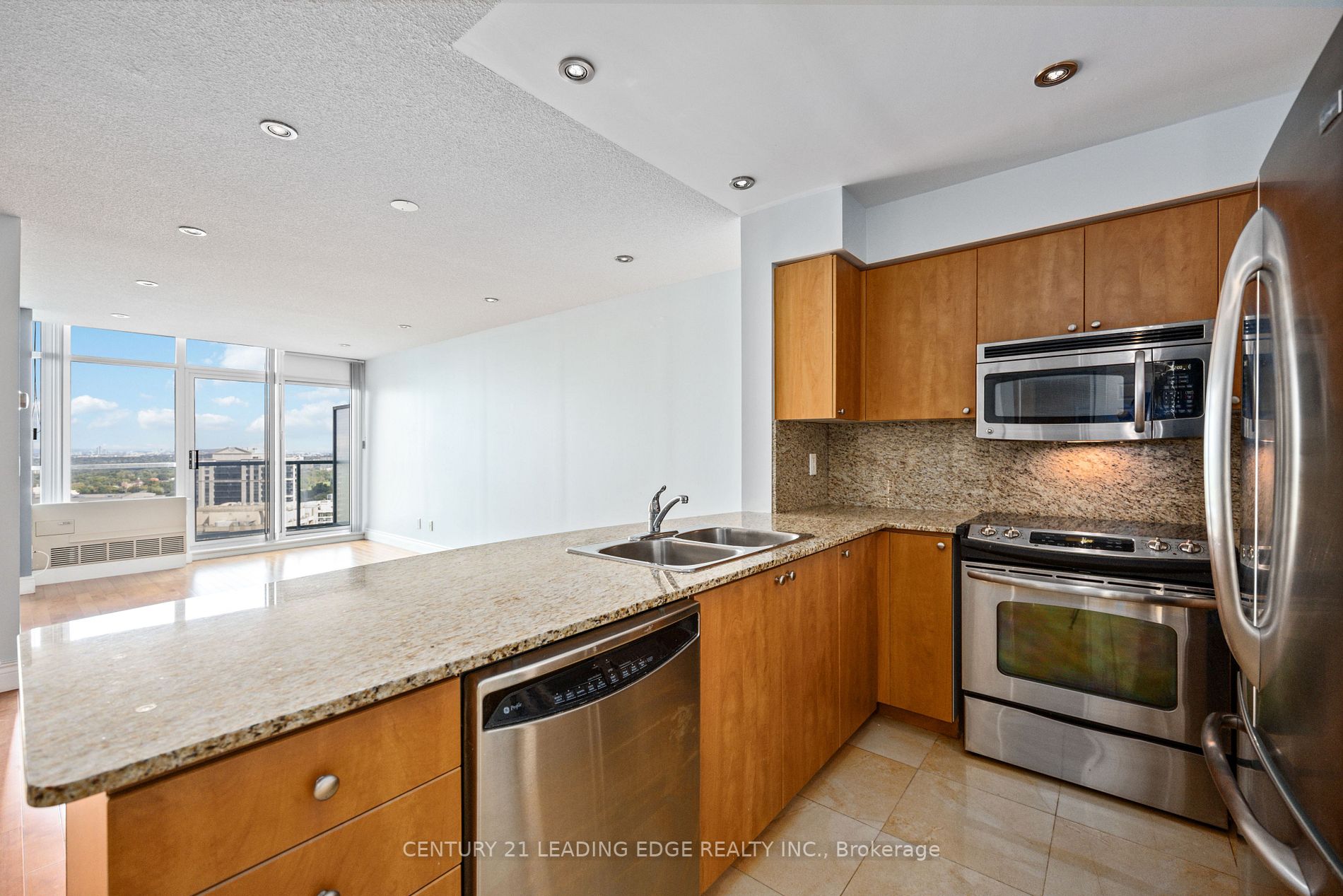 5500 Yonge Street, #PH11