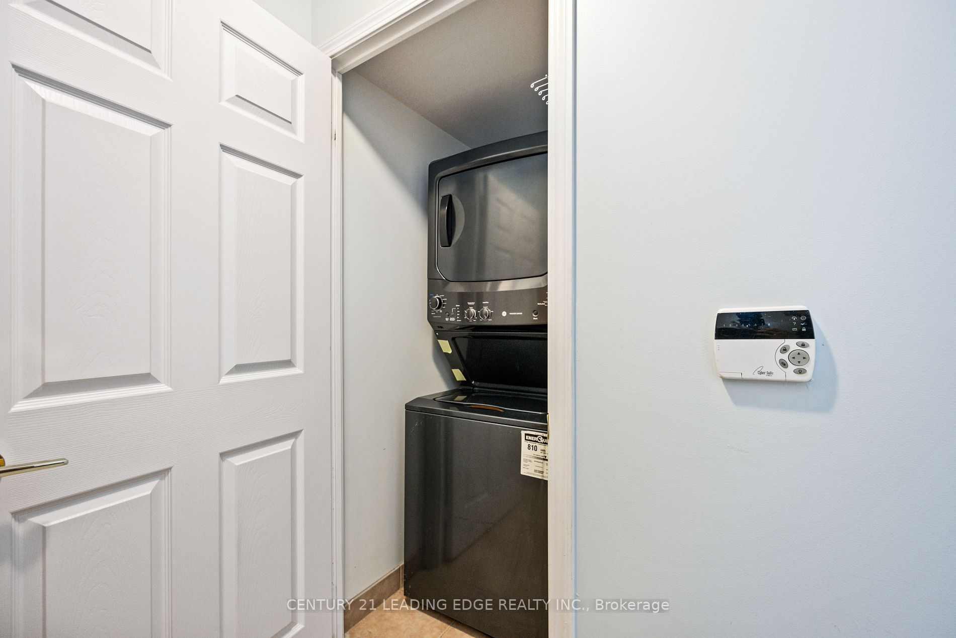 5500 Yonge Street, #PH11