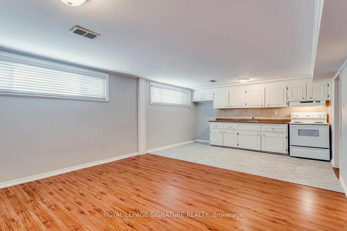 14 Barksdale Ave