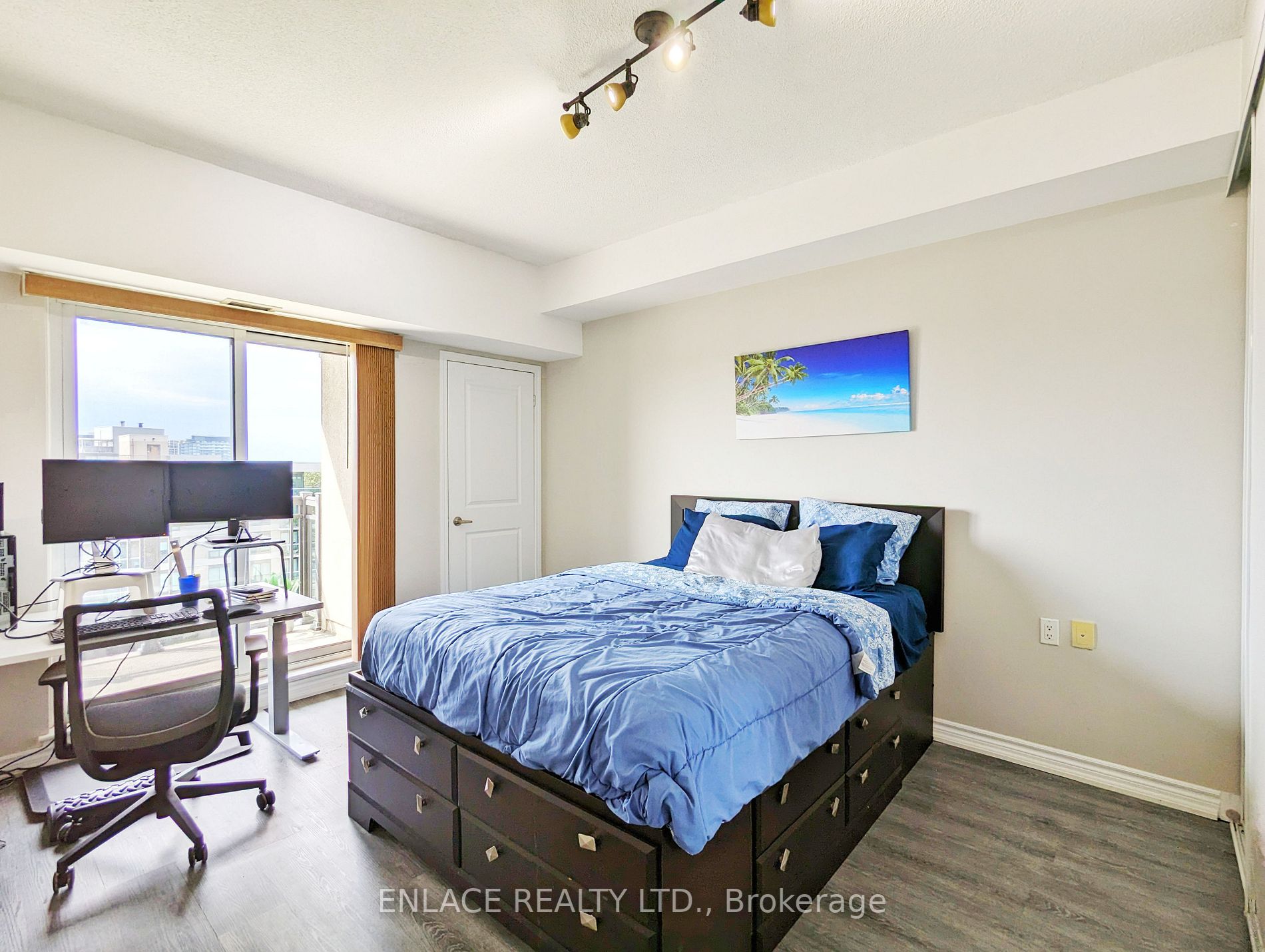 872 Sheppard Ave W, #711
