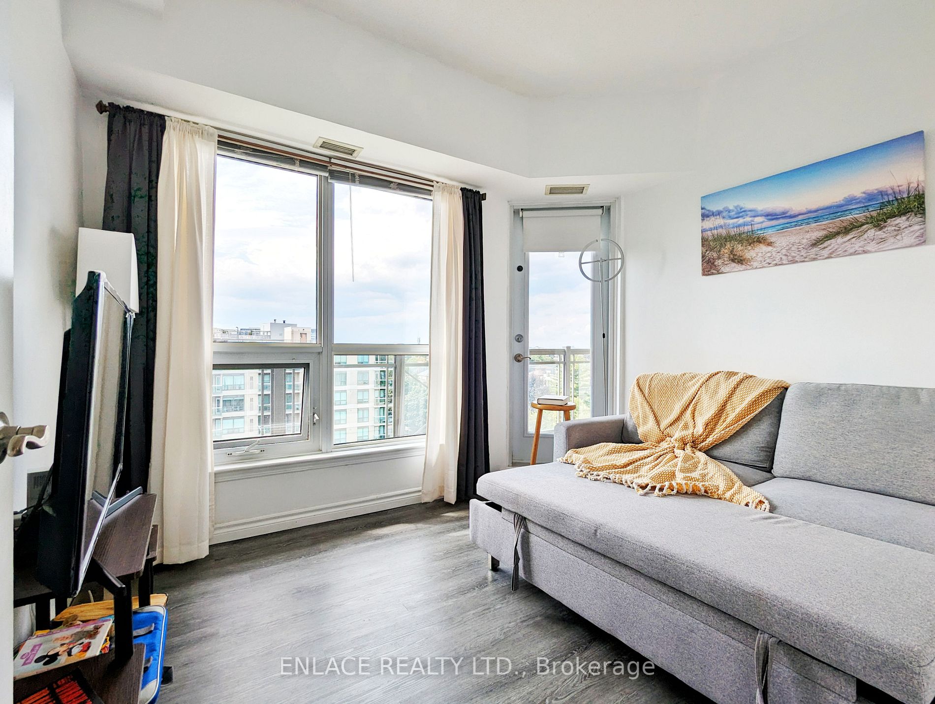 872 Sheppard Ave W, #711