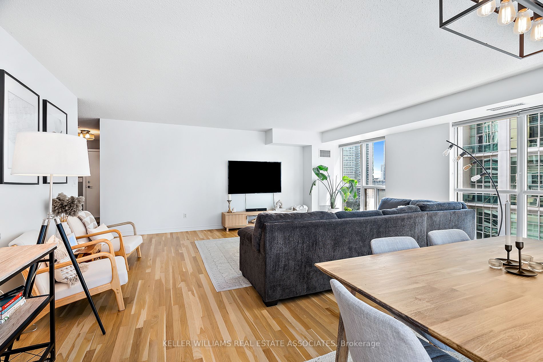Listing C7009252 - Large Photo # 10