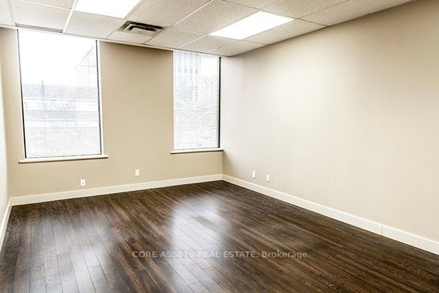4400 Bathurst St N, #10