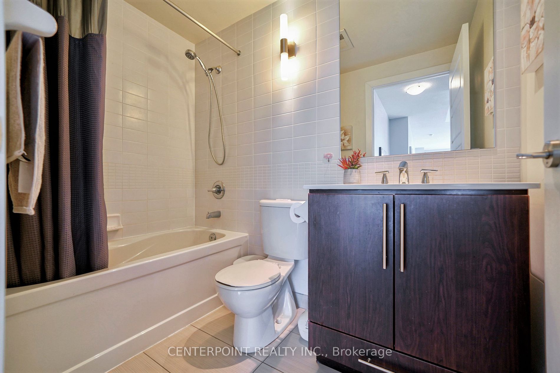 28 Linden St, #806