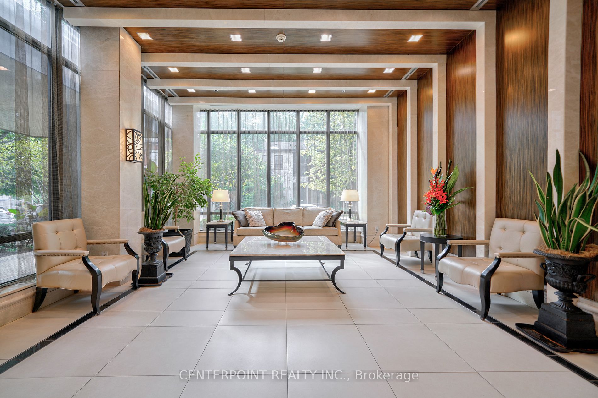 28 Linden St, #806