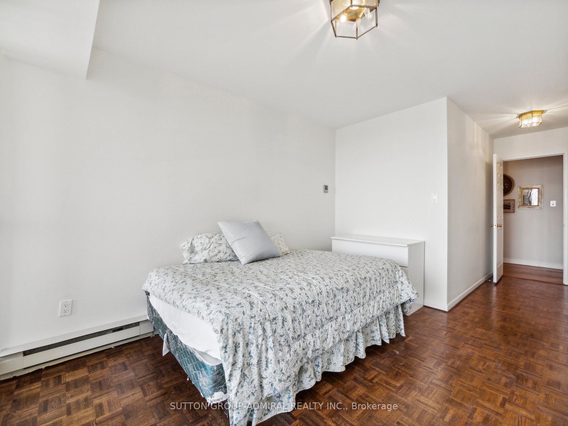Listing C7009384 - Large Photo # 29