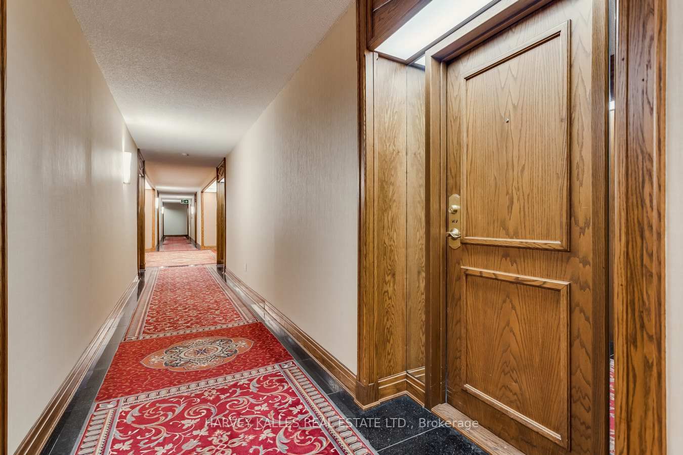 Listing C7009400 - Large Photo # 8