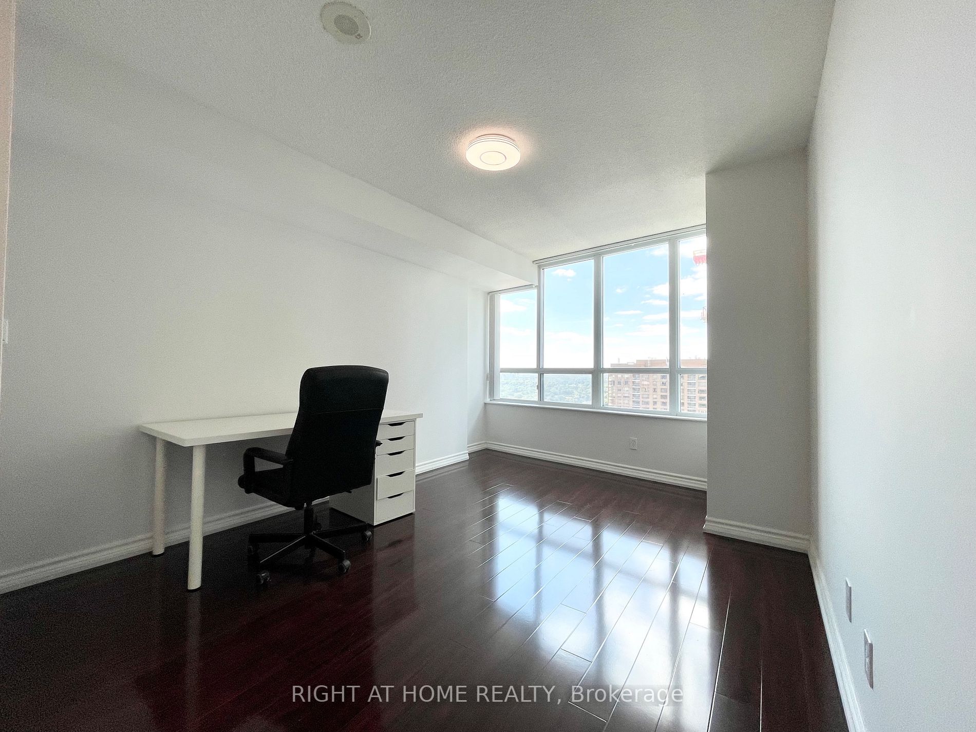 18 Spring Garden Ave, #3202