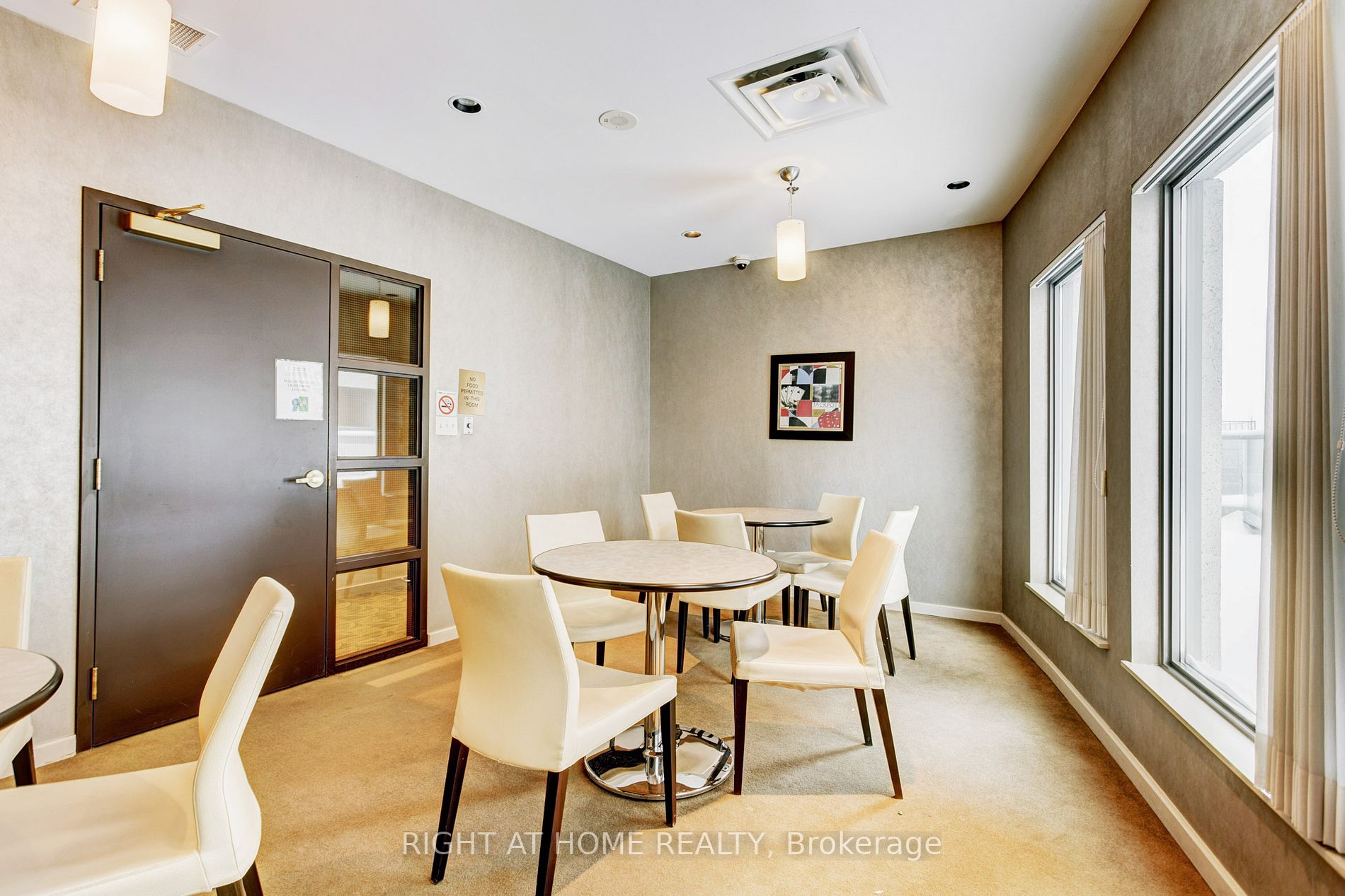 18 Spring Garden Ave, #3202