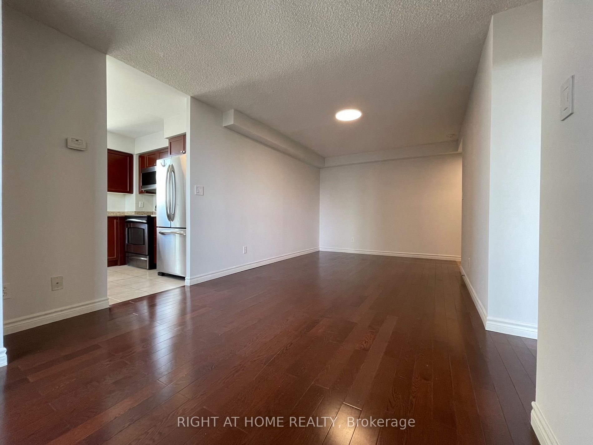 18 Spring Garden Ave, #3202