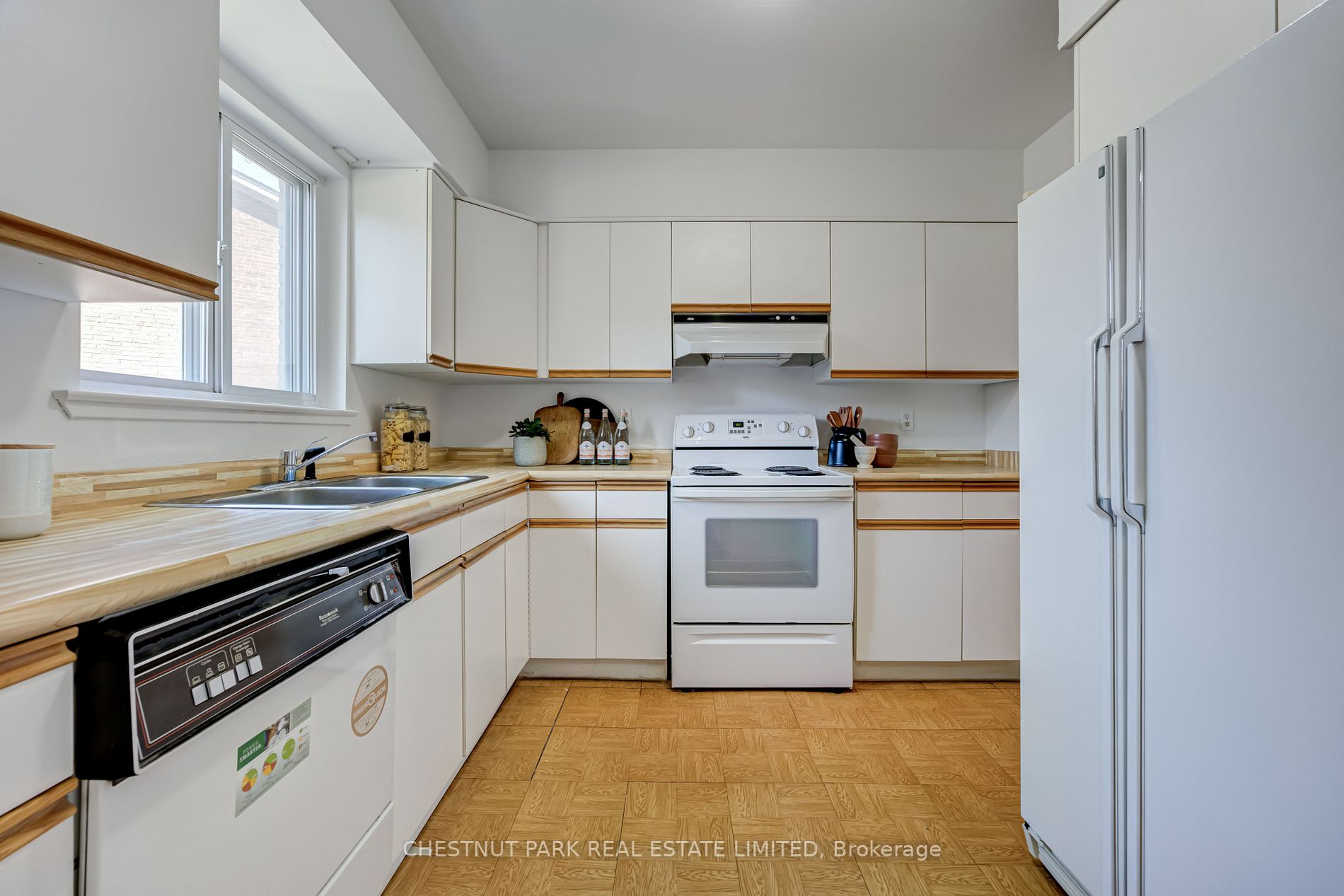 6 Leith Hill Rd, #58