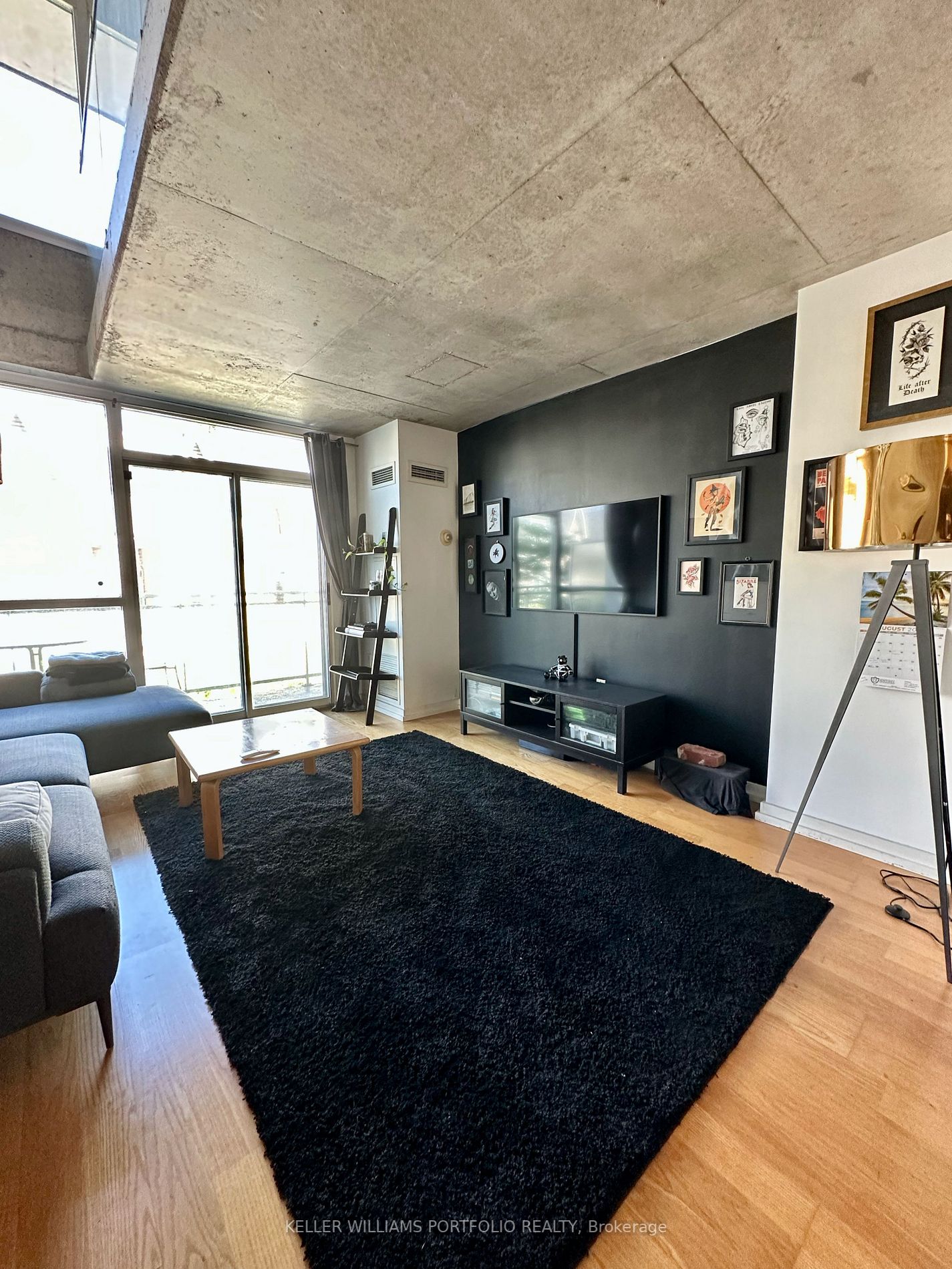 954 King St W, #321