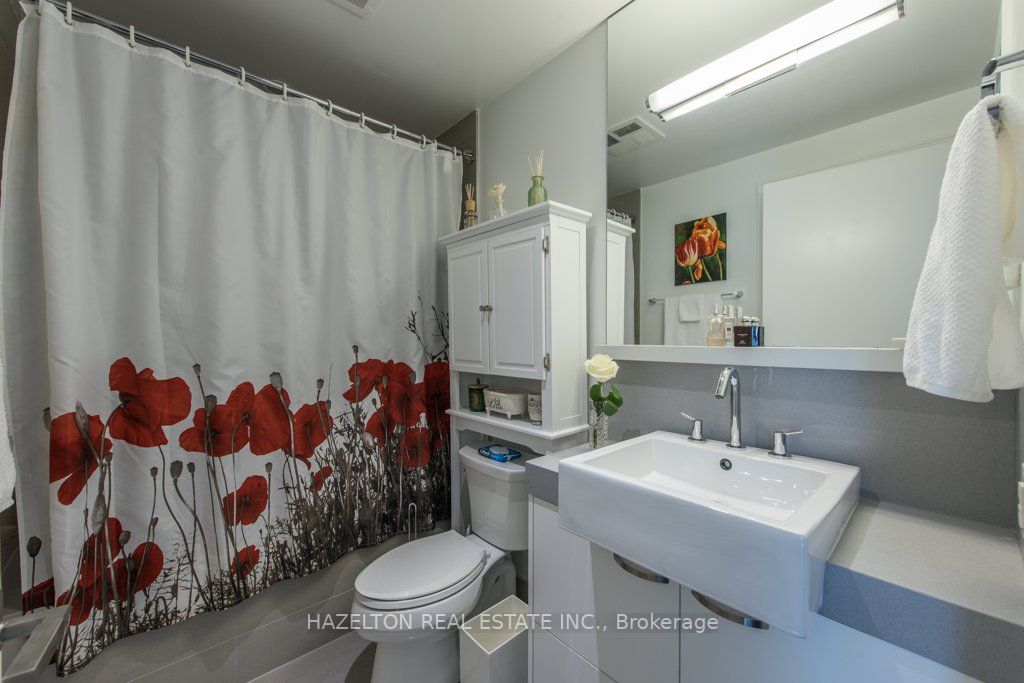 170 Avenue Rd, #211