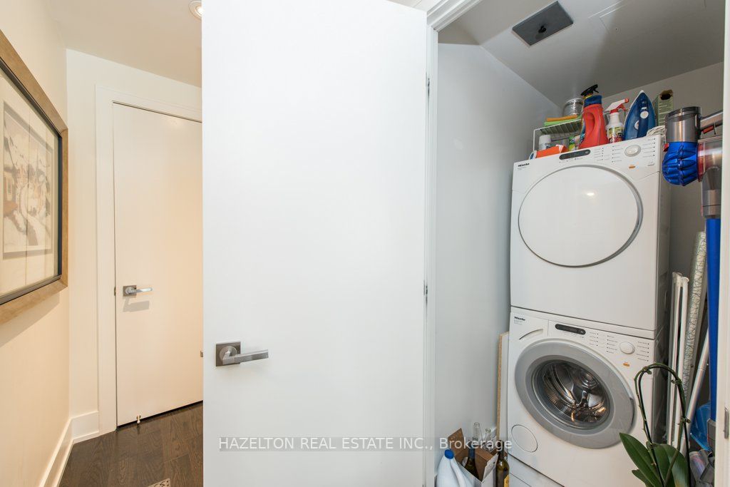 170 Avenue Rd, #211