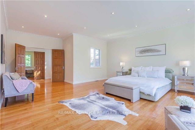 8 Shady Oaks Crescent