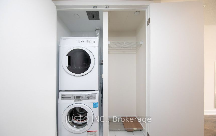 87 Peter St, #1203