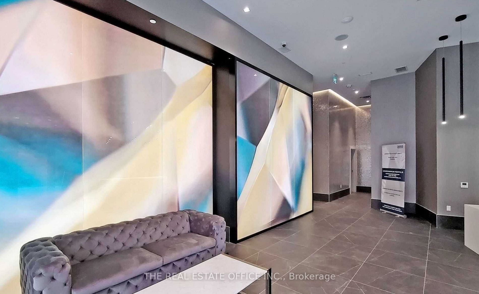 219 Dundas St E, #1709