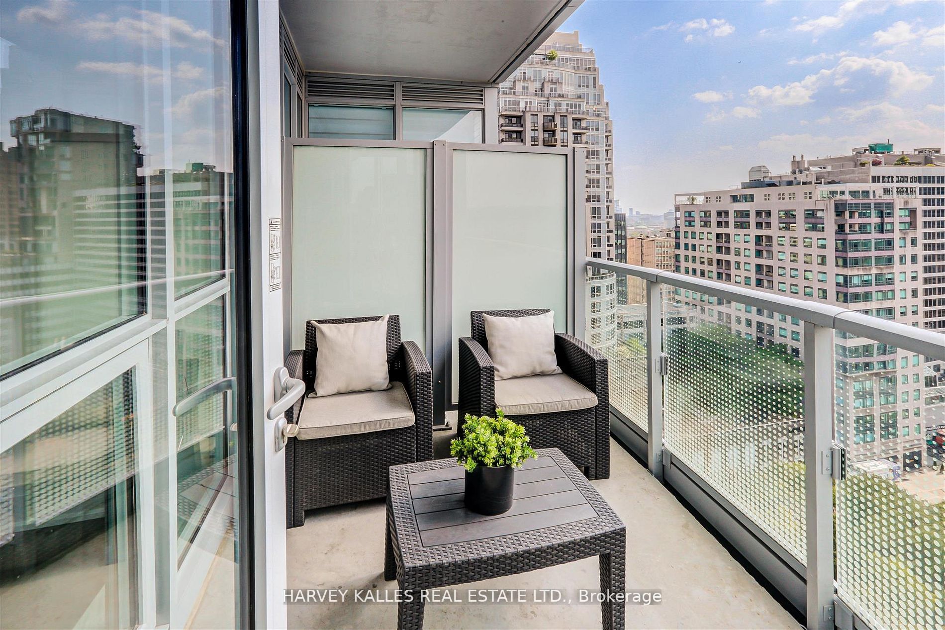 Listing C7009846 - Large Photo # 12