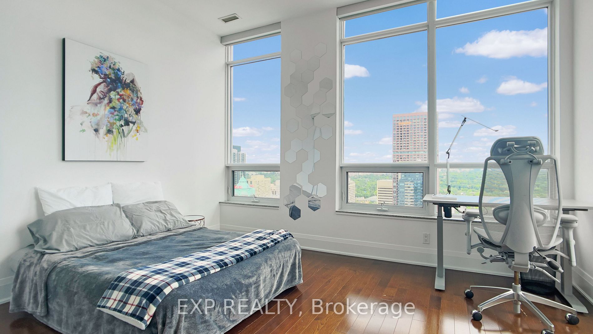 500 Sherbourne St, #3401
