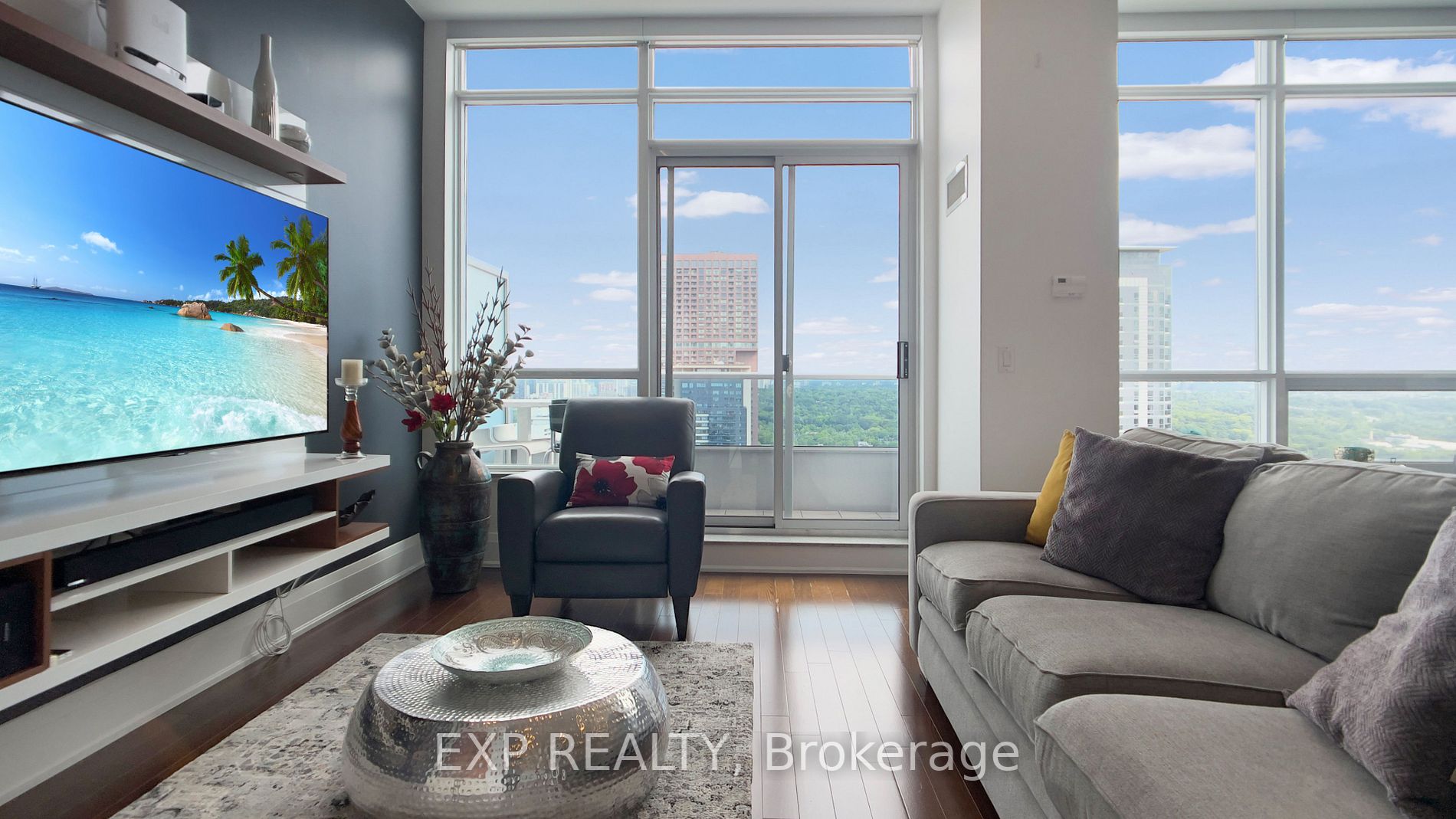 500 Sherbourne St, #3401