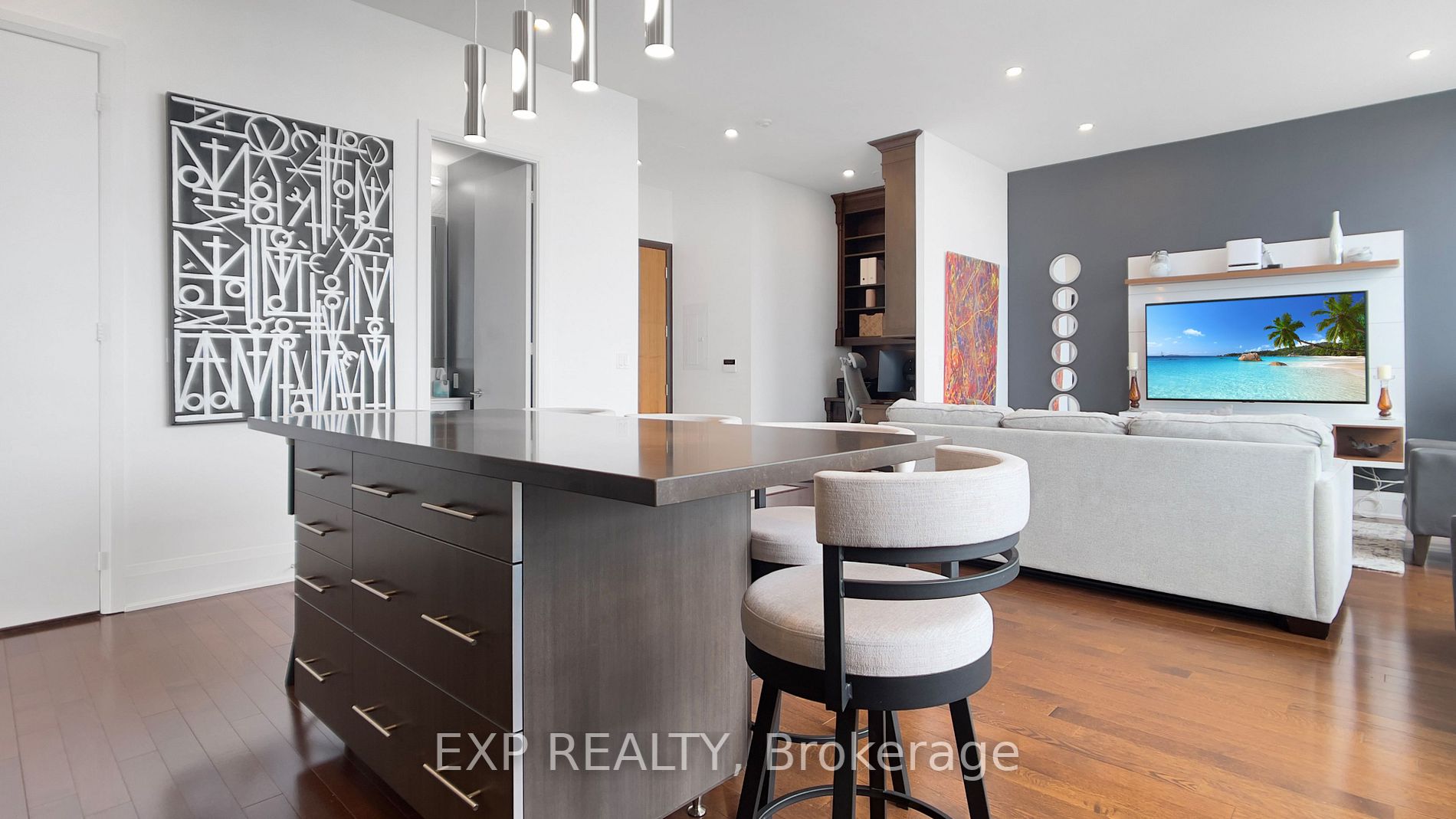 500 Sherbourne St, #3401