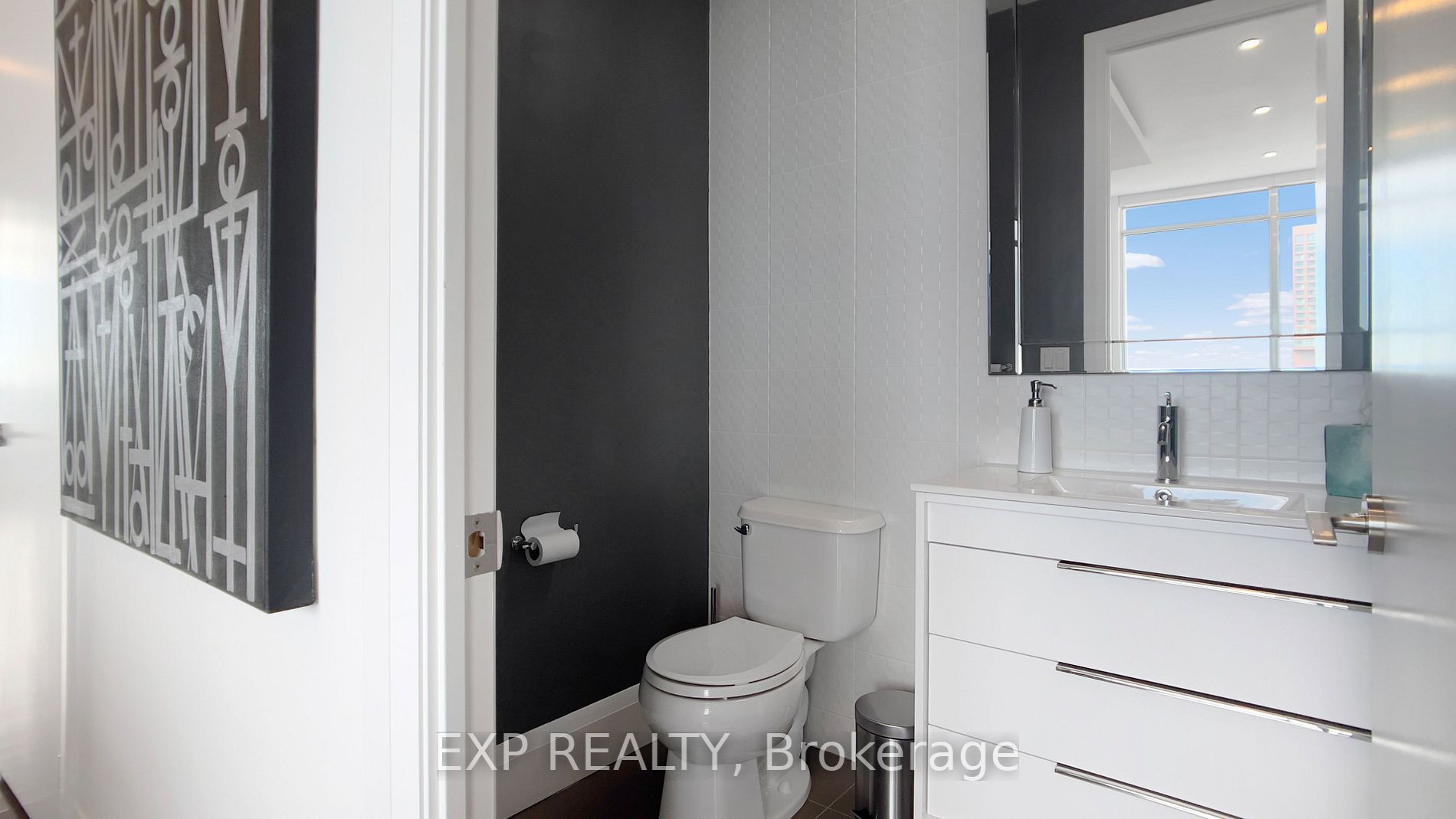 500 Sherbourne St, #3401