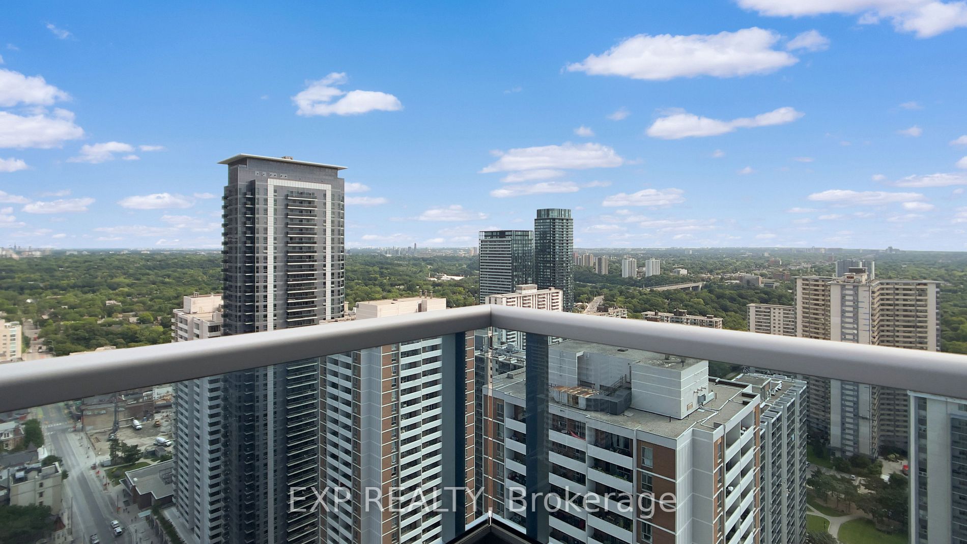 500 Sherbourne St, #3401