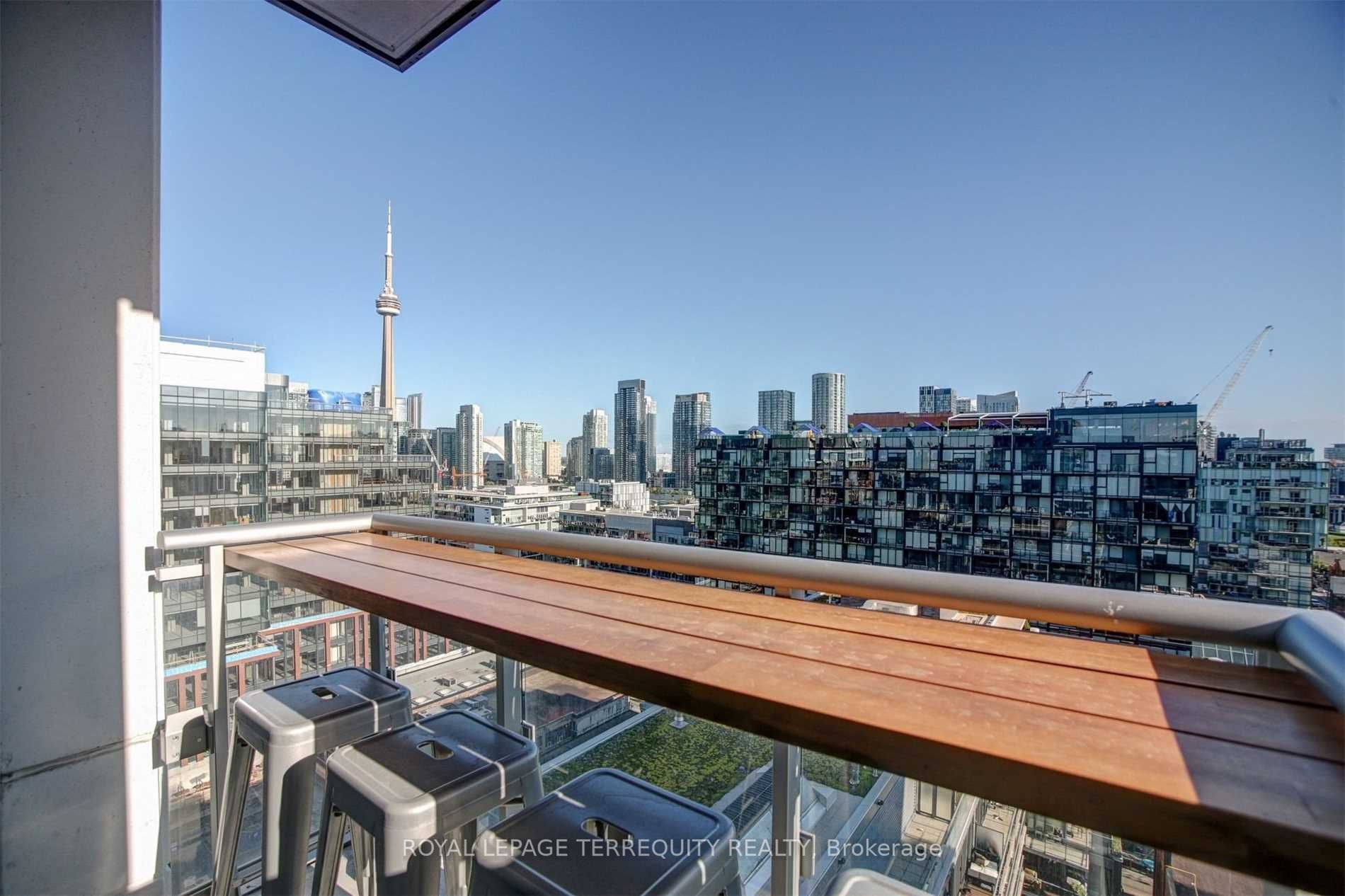 525 Adelaide St W, #Lph28