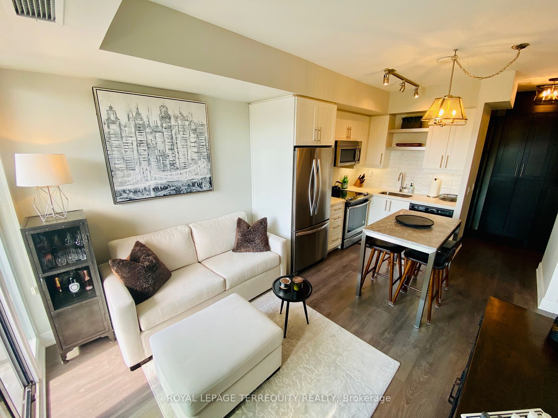 525 Adelaide St W, #Lph28
